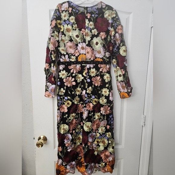 Mac Duggal Floral Embroidered Boat Neck Long Sleeve Midi Dress SZ 10 & 18 NWT - Picture 13 of 16